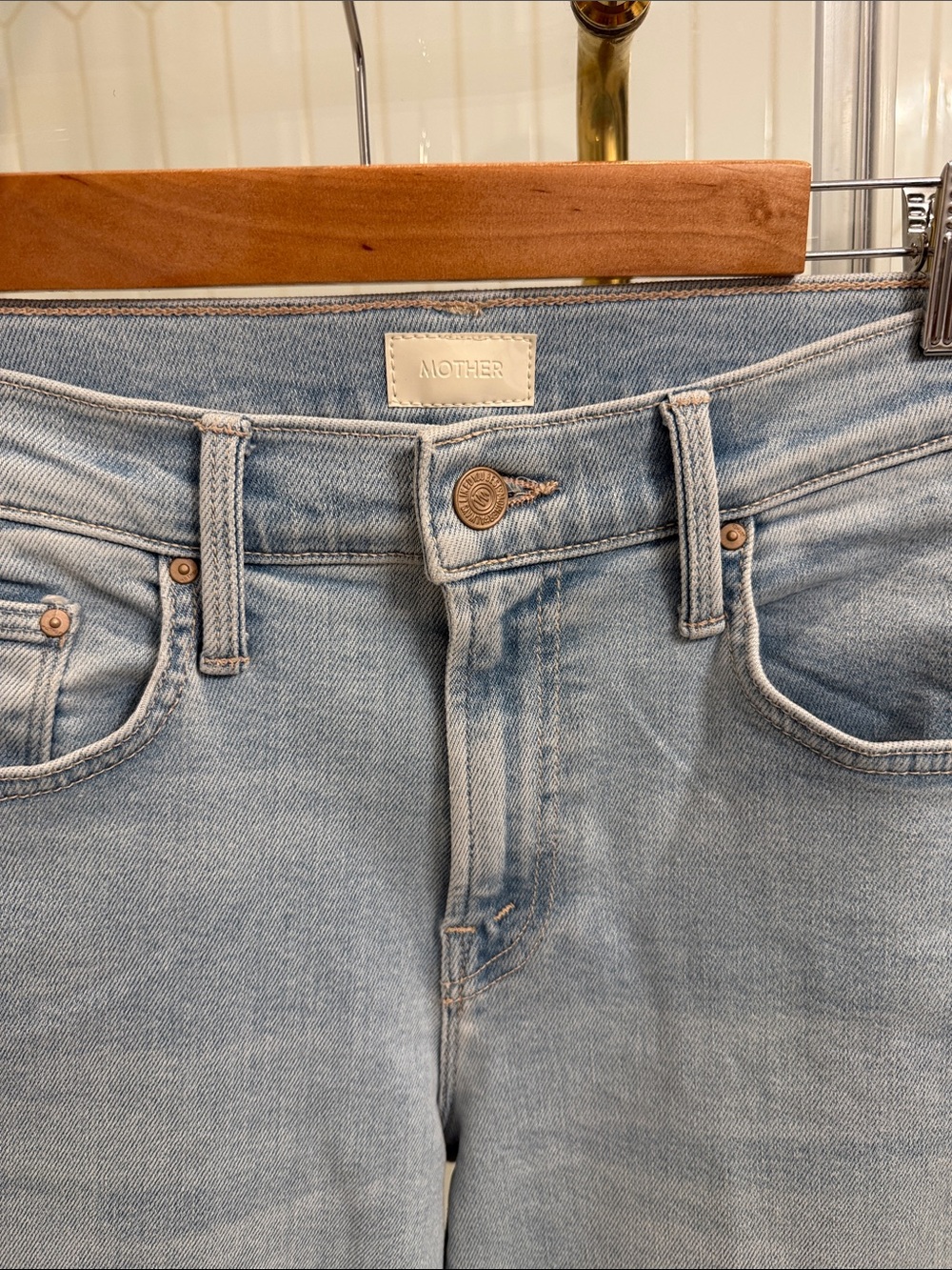 MOTHER - NEVER WORN - Light Blue Mid-Rise Jeans